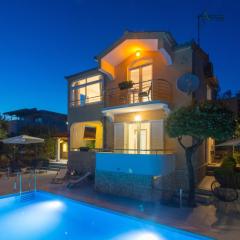 Seaside family friendly house with a swimming pool Sevid, Trogir - 22724