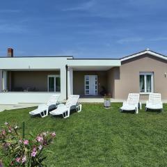 Family friendly house with a parking space Pula - 22733