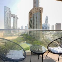 Spectacular 1BHK near Dubai Mall in The Lofts East - TrueBleu Homes