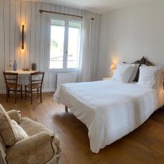 Les Chantours, Domaine naturel arboré et fleuri de15 hectares