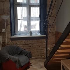 Economy Holló Apartments