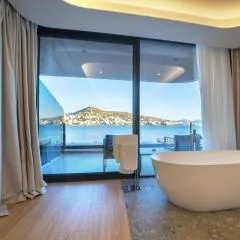 Alyacht Premium Hotel