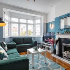 Welcome to Northview House Stylish 4 Bedroom Home in Southend by Jesswood Properties Contractors Corporates Relocation Stays Long Stays Welcome