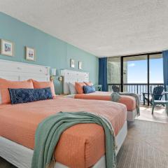 New OceanFront Studio Condo In Resort w/ Pools & Hot tubs