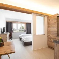 Snooze Apartments