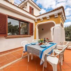 Villa in Stintino near Pelosa Beach