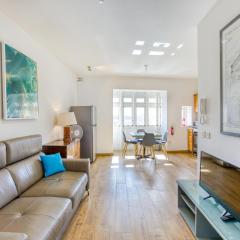 Charming home with Sea views & Maltese Balcony by 360 Estates