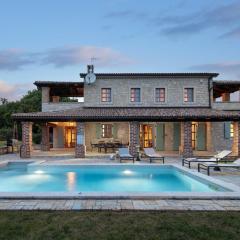 Rustic Villa Calluna with a pool in Istria
