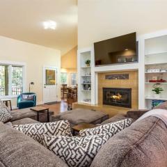 Besson Getaway- 5 min to Village Riverfront