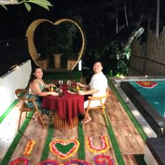 Baruna Sari Villa yoga and reatret view jungle