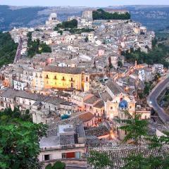 Stunning Apartment In Ragusa