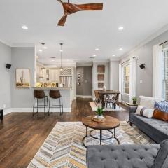 Luxury 4BR Dallas Home with Game Room and Fire Pit