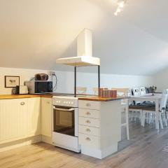 6 person holiday home in KUNGSHAMN