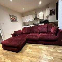 2 bed Home away from home tooting London