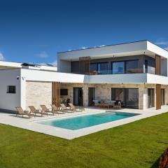 Villa Levita with Pool