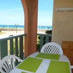 Appartement rénové proche plage avec terrasse et parking privé - FR-1-782-24