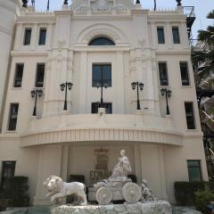 Espana condo by nong tee