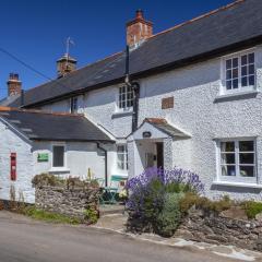 Syms Cottage Cutcombe