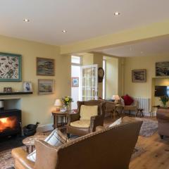 Min y Mor Newport, Pembrokeshire