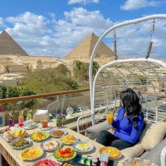 Tree Lounge Pyramids View INN , Sphinx Giza