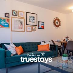 Ambassador House by Truestays - Luxury 4 Bedroom House in Stoke-on-Trent