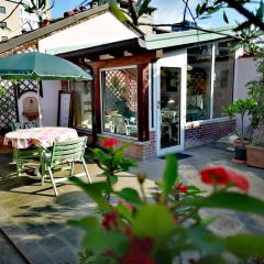 Centrale-Luxury apartment with Garden Terrace