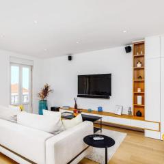 Smart Flat River views & NTFlix by Homeful Homes