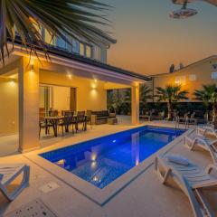 Luxury Villa Agape Ellita