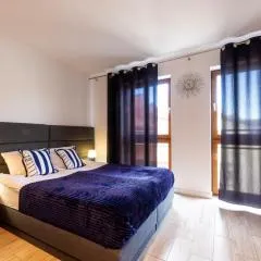 Apartamenty Bałtyckie - Grand Baltic - WIFI, Klimatyzacja, Sala Zabaw, Taras wypoczynkowy, centrum Ustki