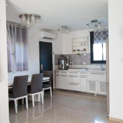 Hadas Villa Spa Yavne'el by Sea N' Rent