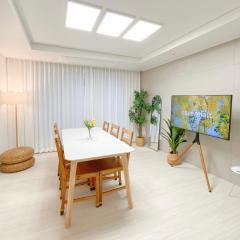 Ari Home - Free parking, 15mins to Cheonan Station, 20mins Sejong Emerson, 25mins to Woojeong Hills