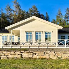 Amazing Home In Lunde With Wifi