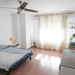 An apartment in Xeraco with 3 bedrooms, located near beach and Gandia