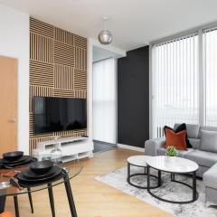 Central MK 1 Bed Apartment With Parking