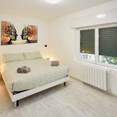 Modern flat per 6 Aviano AC Parking