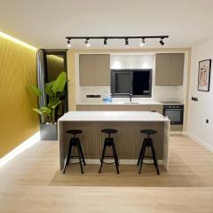 Modern 2bed in the centre