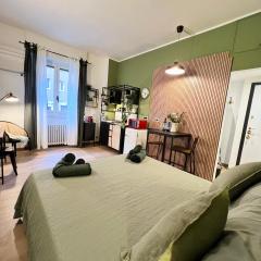 La bella Milano Charme apartment 3 km away from Duomo/ Netflix & Wi-fi included