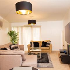Stylishly Furnished Modern and Spacious 2 bedroom Flat opposite COOP Live n Etihad Stadium Perfect for Short Stays Long Stays and Families with Free Parking n Transport link to Manchester City Centre