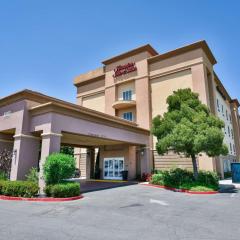 Hampton Inn & Suites Pittsburg