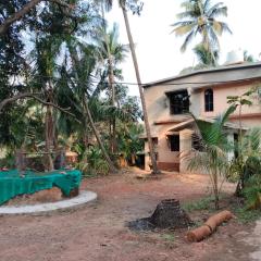 Patkar's Vaishnavi Niwas - Home Stay