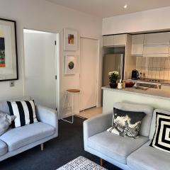 Lovely 2 bedrm apartment in Auckland's viaduct