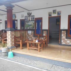 Kadek Homestay
