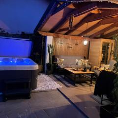 Villa Noa jacuzzi & sauna
