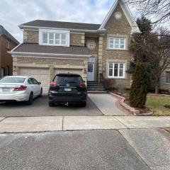 4 Bedroom House in Mississauga