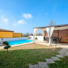 Charming Apartments Rose 1&2 with pool