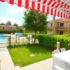 Terraced house with private garden