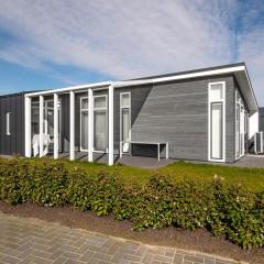 Modern chalet with unobstructed views, in Zeeland