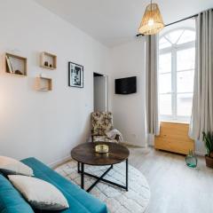 Bright, relaxing city-centre apartment AIL