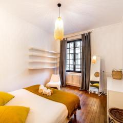 HYPER CENTRE 4 RUE EMILE ZOLA BELLECOUR JACOBINS CELESTINS Wifi ASCENSEUR