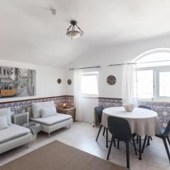 FLH Seaview Apartment in the Heart of Ericeira